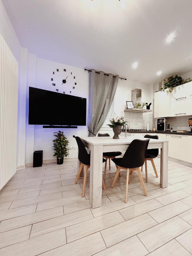 Futura Suite Apartment Bologna Eksteriør billede